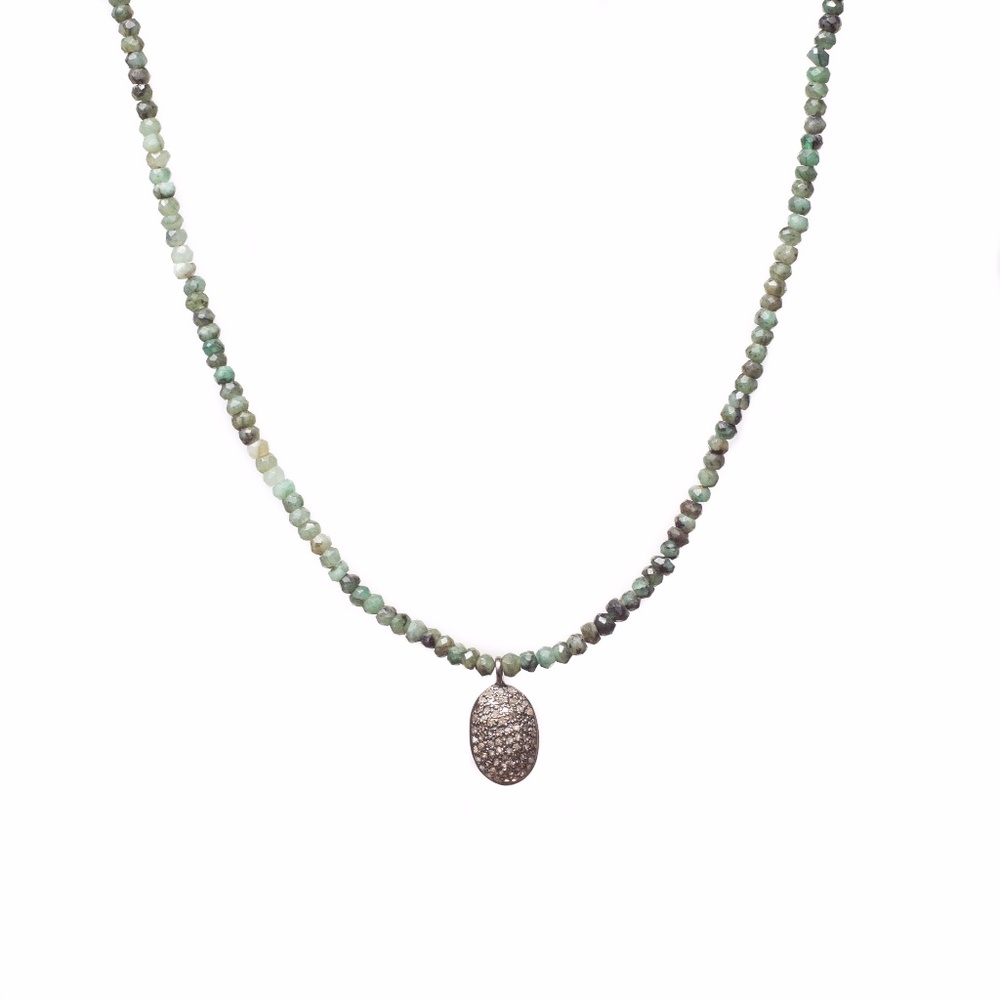 Dakota Emerald Choker with Diamond Pendent